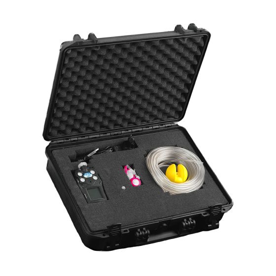 POLI gassmåler med tilbehør, i sort koffert